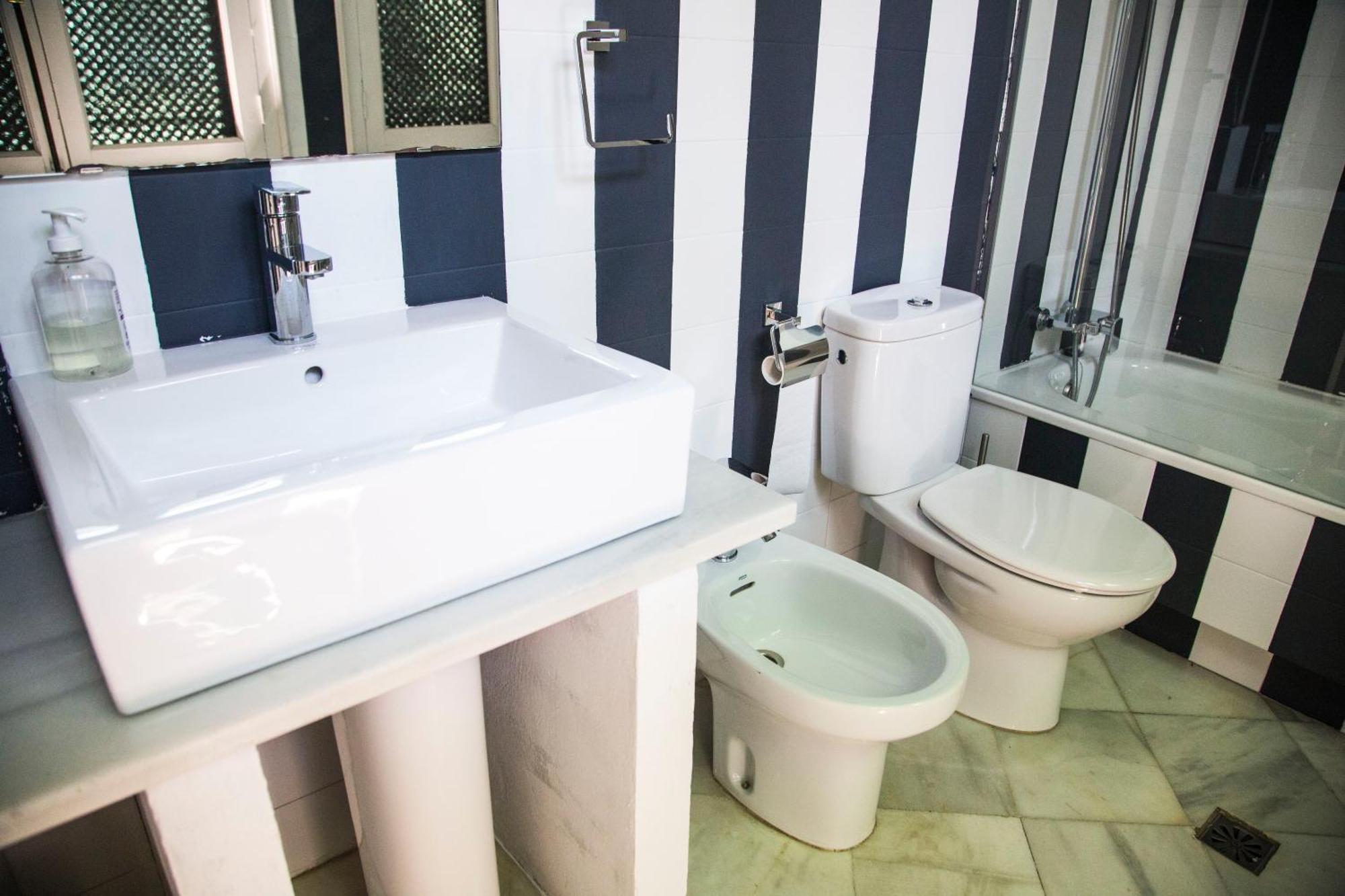 Alohamundi Catedral Apartment Seville Ngoại thất bức ảnh